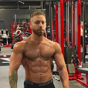 Meet your Posher, Edy